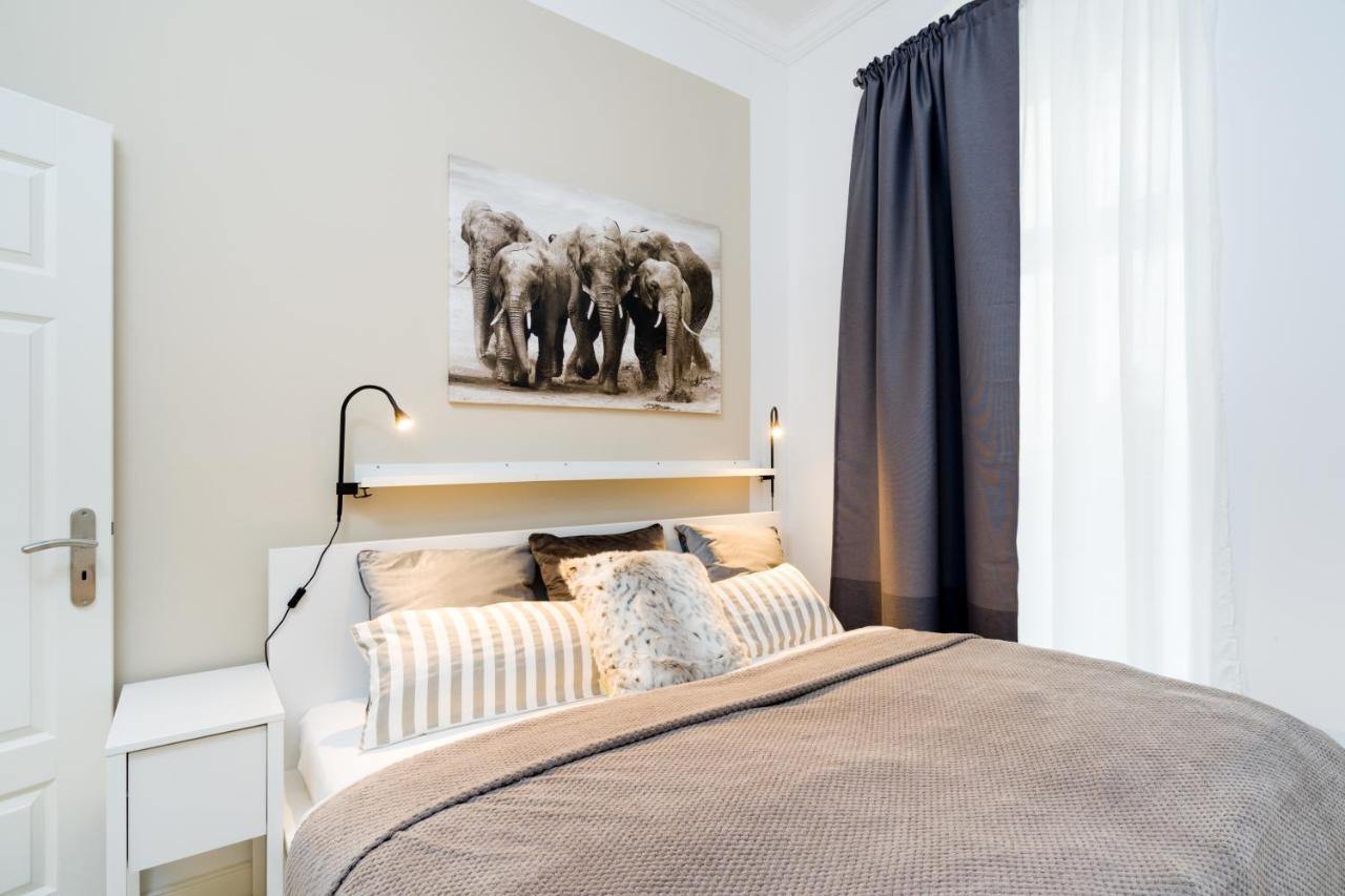 The Lohmeyerstr Hh, 2 Bed Rooms Up To 5 People Berlino Esterno foto